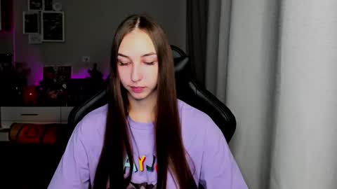 SIA online show from September 29, 2:49 am