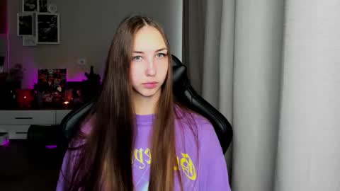 SIA online show from September 22, 2:21 am