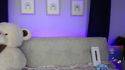 Sia online show from March 10, 10:36 pm