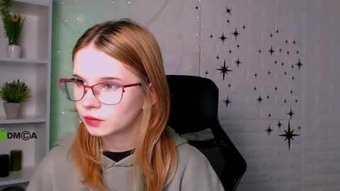 siana_ruby online show from April 9, 1:16 pm