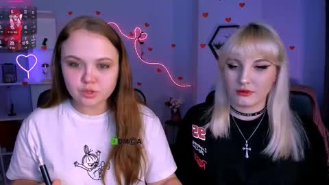 silicia online show from March 8, 8:13 pm