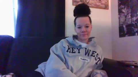 Mrs. St. Patrickk online show from January 4, 5:47 pm