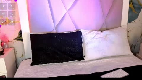 Sienna Desieree online show from April 1, 1:41 pm