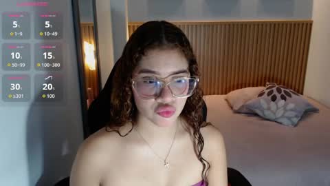 S I E N N A  online show from April 27, 12:35 pm