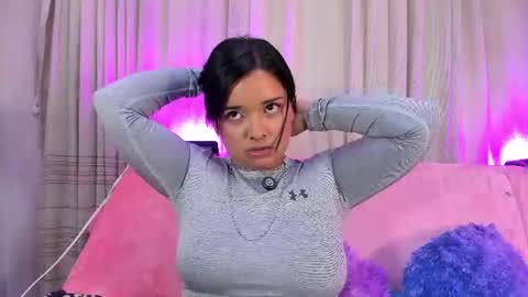 sienna_lux01 online show from June 14, 2:24 am