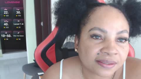 sienna online show from May 23, 5:00 pm