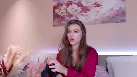 sienna_voss online show from June 25, 8:21 pm