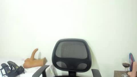 Snapshot of siennavalera chatting on October 15, 7:27 pm Sienna online show from October 15, 7:27 pm