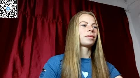 JULIANA online show from April 24, 8:33 pm