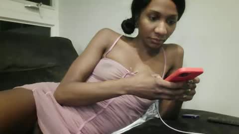 Onyx online show from April 27, 8:33 am