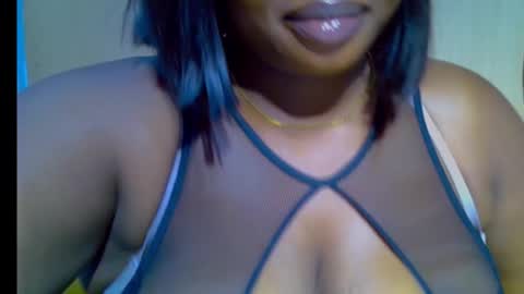Snapshot of silky_caramel chatting on October 9, 8:07 am Caramel online show from October 9, 8:07 am