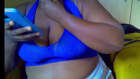 Snapshot of silky_caramel chatting on October 17, 11:13 am Caramel online show from October 17, 11:13 am
