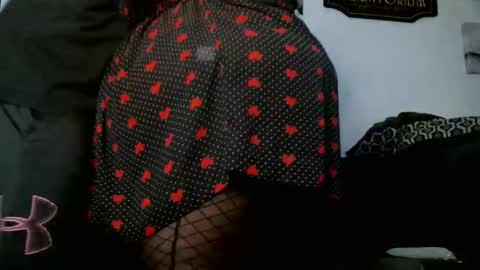 Snapshot of silkytitsbbw chatting on September 22, 12:31 am Silky online show from September 22, 12:31 am