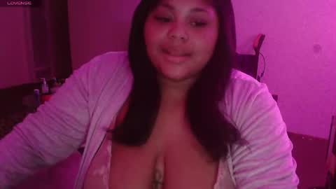 serenathesphinx online show from April 28, 5:22 am