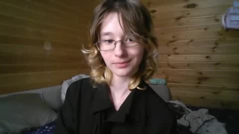 Kate online show from May 25, 9:25 pm
