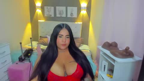 Snapshot of silvana_cruzz chatting on October 4, 4:29 am Silvana cruzzz online show from October 4, 4:29 am