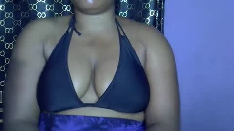 Snapshot of silver_baby06 chatting on October 4, 8:35 pm silver baby06 online show from October 4, 8:35 pm