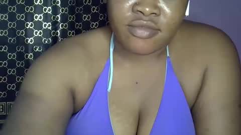 Snapshot of silver_baby06 chatting on October 6, 8:46 pm silver baby06 online show from October 6, 8:46 pm