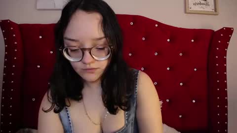 Snapshot of silvia_ls chatting on February 21, 10:59 pm silvia_ls online show from February 21, 10:59 pm
