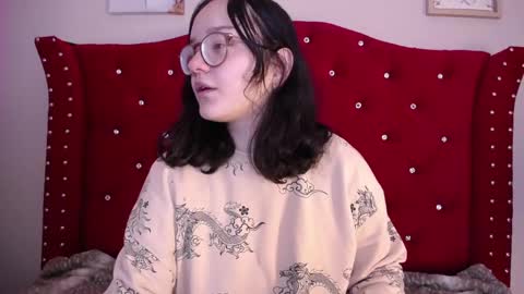 Snapshot of silvia_ls chatting on February 25, 9:26 pm silvia_ls online show from February 25, 9:26 pm
