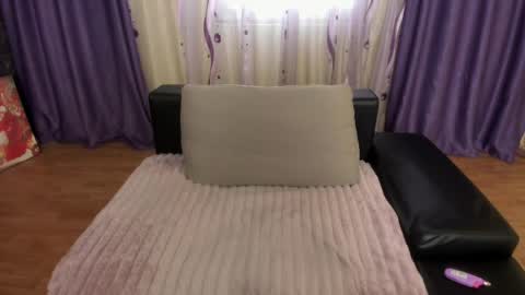 Silvya online show from April 21, 7:04 am