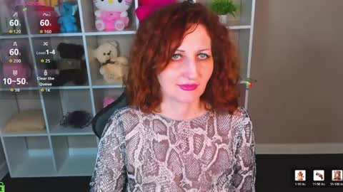 Hi my name is Cindy Id love to see you on my stream. My schedule for the week 2 GMT 3am-9am  MoTuFrSaSu online show from June 9, 12:32 am