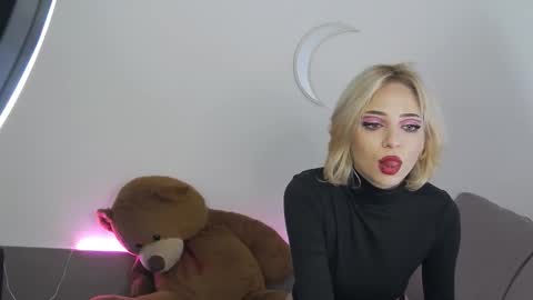 Two4Fun online show from March 9, 10:40 am