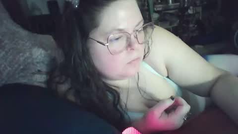 Snapshot of siofra chatting on February 13, 1:19 am Siofra online show from February 13, 1:19 am