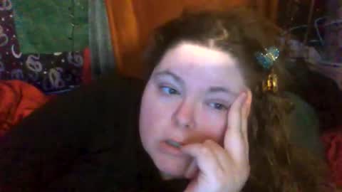 Siofra online show from April 22, 8:28 pm