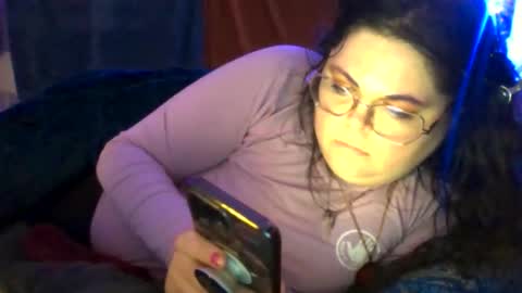 Siofra online show from November 7, 3:45 am