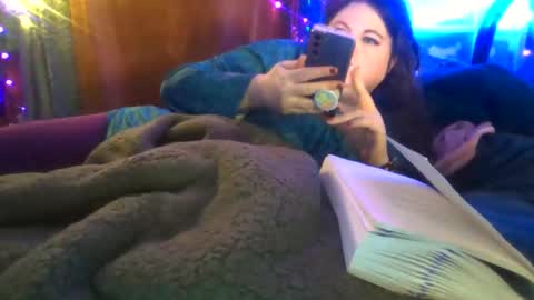 Siofra online show from March 7, 8:10 am