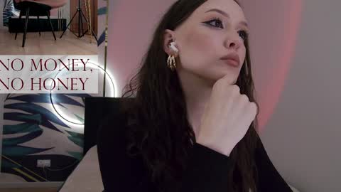 Goddess Sirena online show from April 28, 2:10 pm