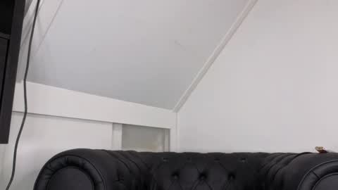Elise online show from June 7, 12:12 pm