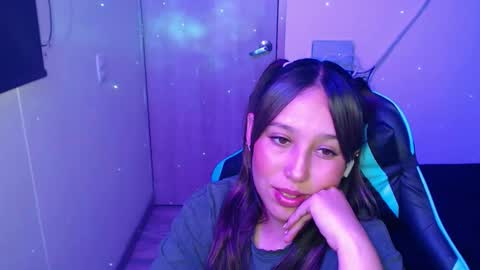 Alice online show from February 16, 9:03 pm