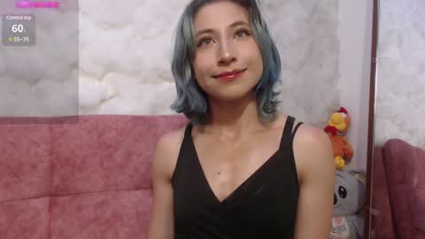 Snapshot of skarletjhonson_ chatting on February 4, 3:11 am Skarlet online show from February 4, 3:11 am