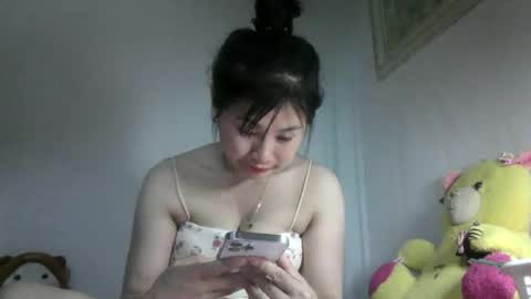 Shie online show from April 26, 1:31 pm