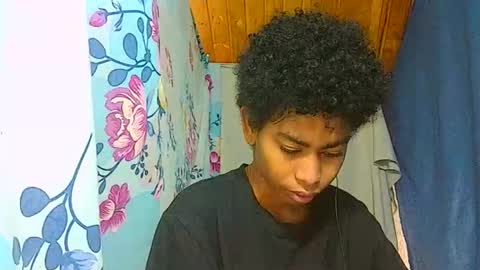 skinny0160 online show from April 4, 7:51 am