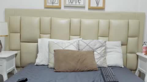 SkinnyGirl online show from January 8, 7:29 pm