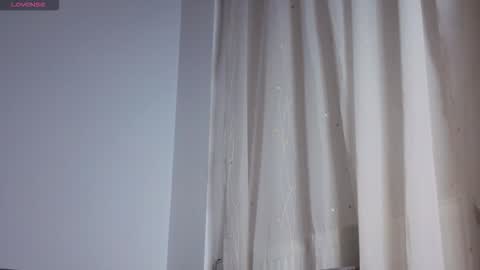 SkinnyMode online show from October 23, 6:25 pm