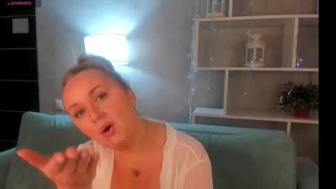 Snapshot of sky_kuper chatting on September 12, 12:33 am Sky online show from September 12, 12:33 am