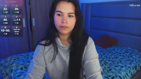 Snapshot of sky_lover_ chatting on January 17, 9:17 am Sky online show from January 17, 9:17 am