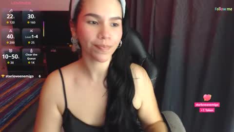 Snapshot of sky_lover_ chatting on October 13, 10:18 am Sky online show from October 13, 10:18 am