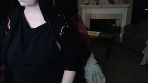 SKYLE   online show from April 23, 11:29 pm