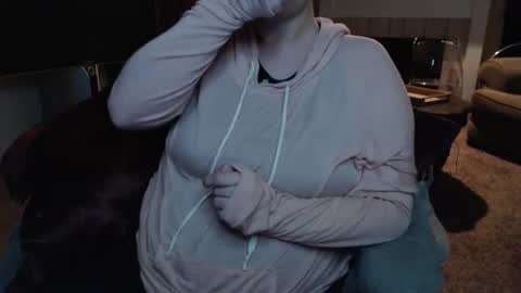 SKYLE   online show from November 30, 8:29 am