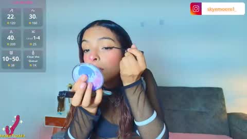 Snapshot of skye_moore chatting on September 19, 12:48 pm skye moore online show from September 19, 12:48 pm