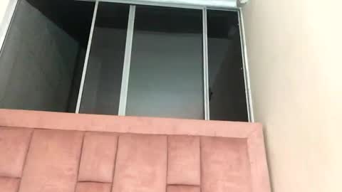 Skyler online show from April 21, 1:42 am