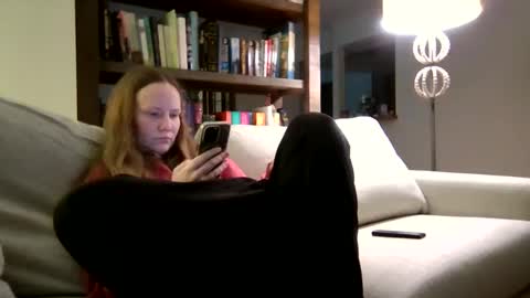 Sky Winters online show from October 25, 9:43 pm