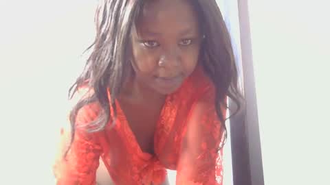 Snapshot of skyy_brown chatting on January 21, 2:11 am Bella online show from January 21, 2:11 am