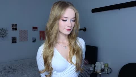 Aurora online show from February 2, 6:53 pm