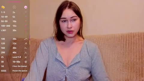 Alice online show from April 13, 8:42 pm